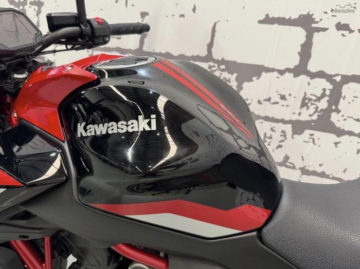 2025 Kawasaki Z650L (LAMS) Z Red