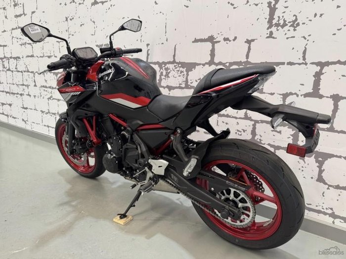 2025 Kawasaki Z650L (LAMS) Z Red