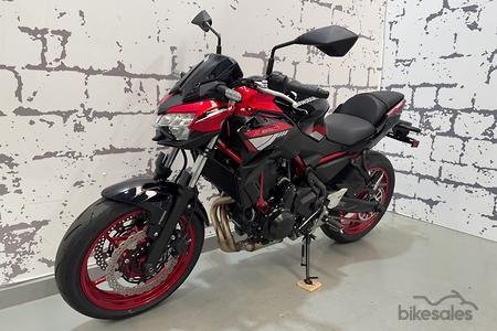 2025 Kawasaki Z650L (LAMS) Z Red