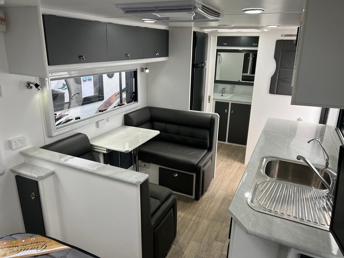 2022 Opal Tourer Mk1 199