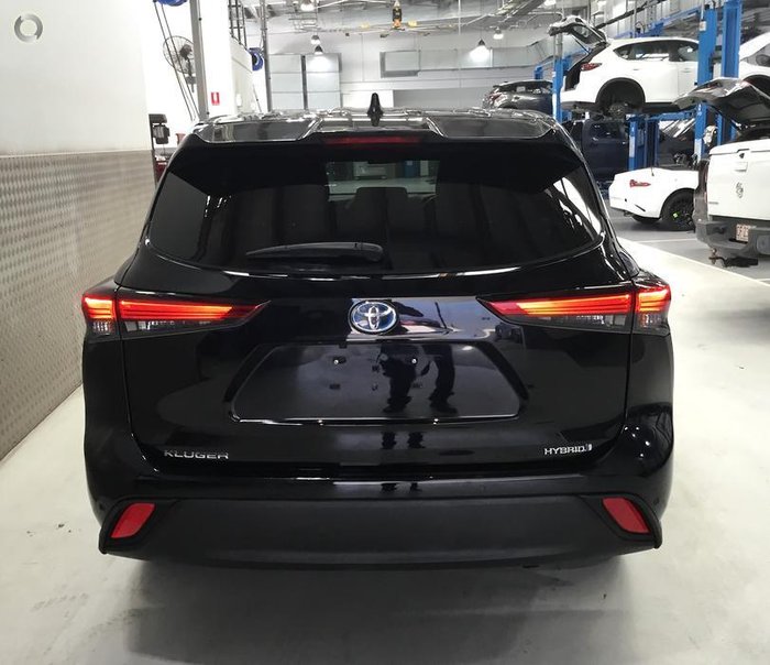 2023 Toyota Kluger GX