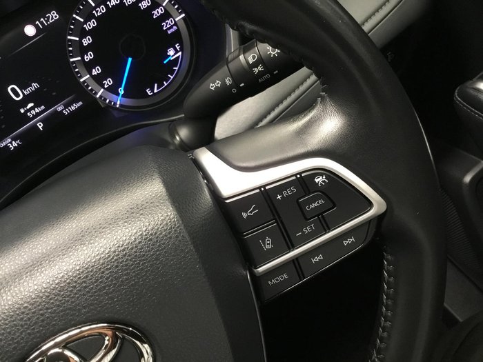 2023 Toyota Kluger GX