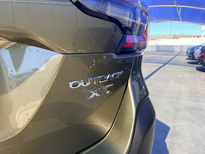 2025 Subaru Outback AWD Touring XT