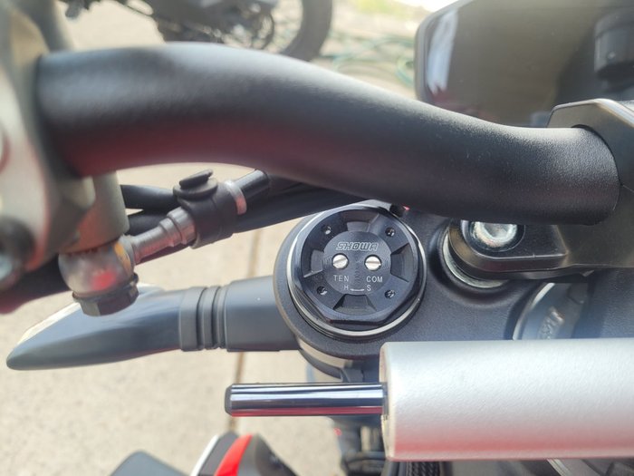 2022 DUCATI STREETFIGHTER V2 RED