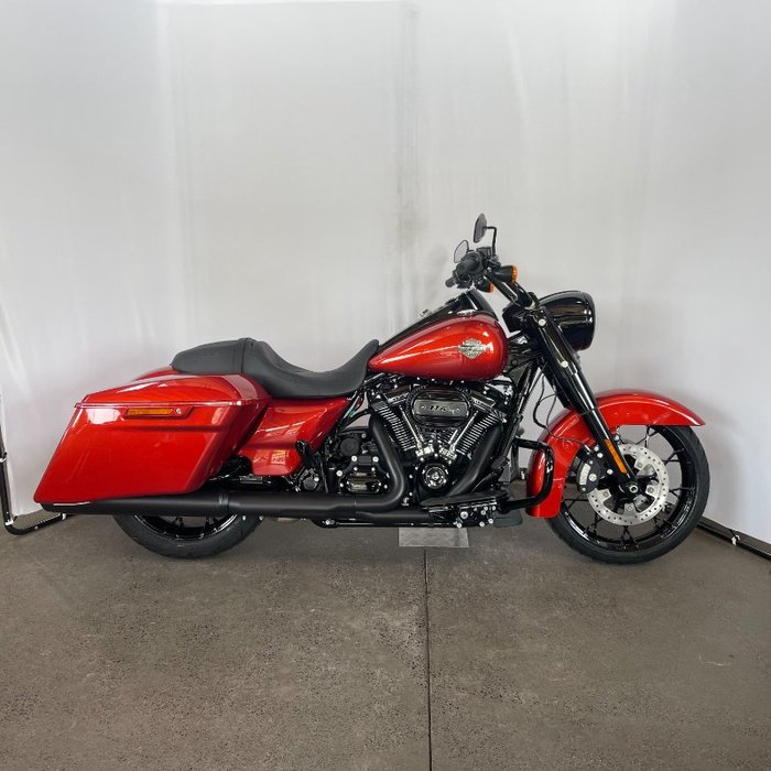 2025 Harley-davidson FLHRXS ROAD KING SPECIAL WHISKEY FIRE