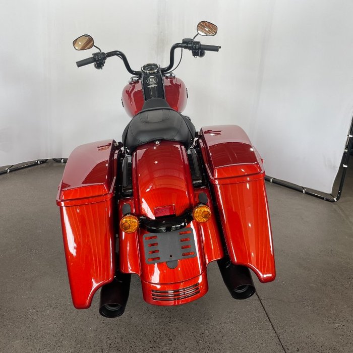 2025 Harley-davidson FLHRXS ROAD KING SPECIAL WHISKEY FIRE