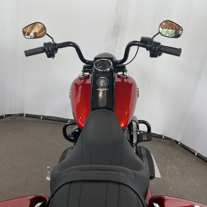 2025 Harley-davidson FLHRXS ROAD KING SPECIAL WHISKEY FIRE