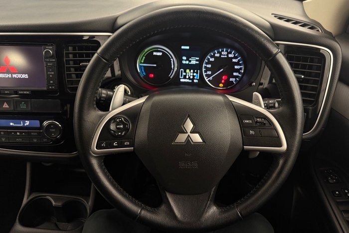 2014 Mitsubishi Outlander PHEV