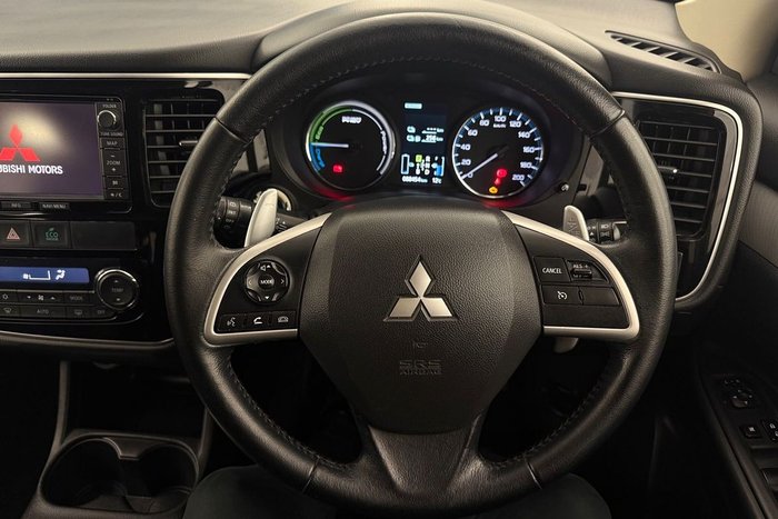 2014 Mitsubishi Outlander PHEV