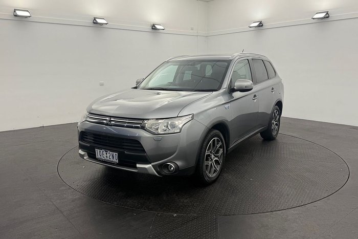 2014 Mitsubishi Outlander PHEV