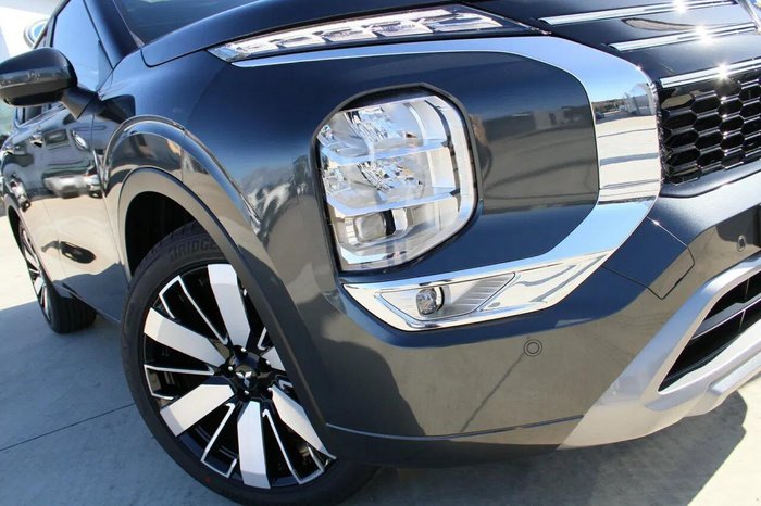 2025 Mitsubishi Outlander Exceed Tourer