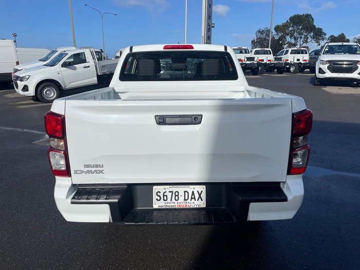 2024 Isuzu D-MAX SX