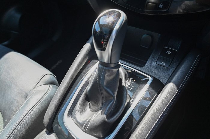 2017 Nissan QASHQAI N-TEC J11 Series 2 Magnetic Red