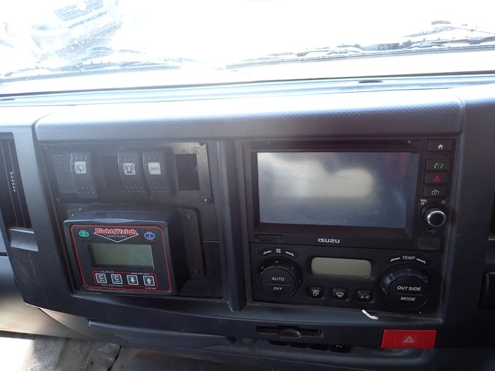 2015 ISUZU FVD 1000 WHITE