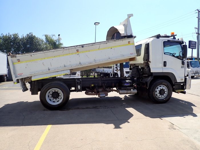 2015 ISUZU FVD 1000 WHITE