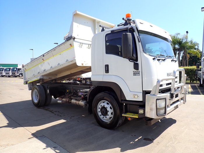 2015 ISUZU FVD 1000 WHITE