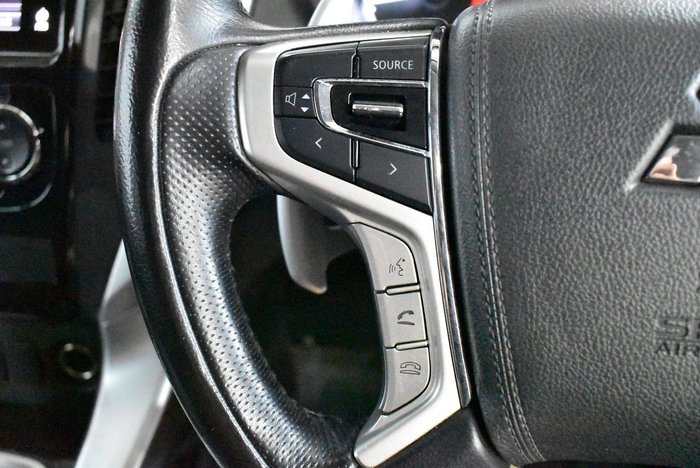 2015 Mitsubishi Pajero Sport GLS