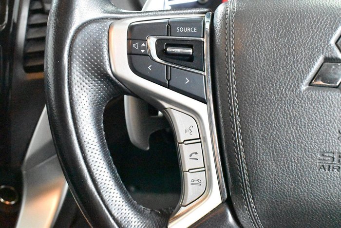 2015 Mitsubishi Pajero Sport GLS