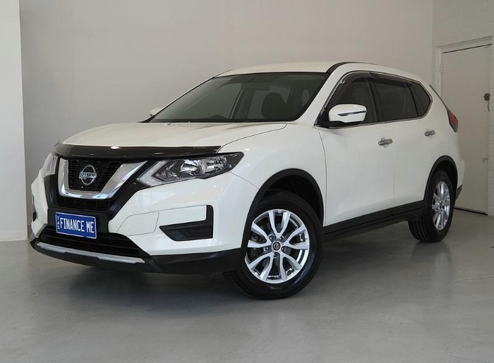 2022 Nissan X-TRAIL ST