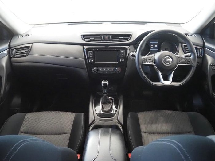 2022 Nissan X-TRAIL ST