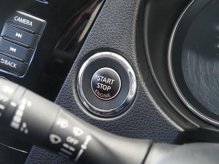 2022 Nissan X-TRAIL ST