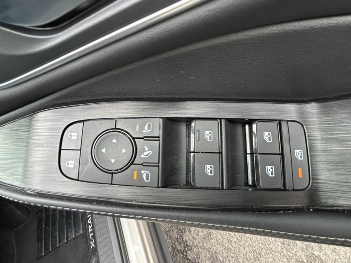 2025 Nissan X-TRAIL ST-L