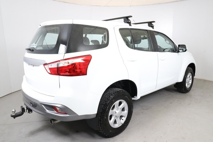 2021 Isuzu MU-X LS-M