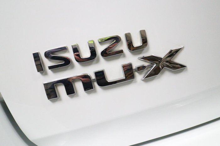 2021 Isuzu MU-X LS-M