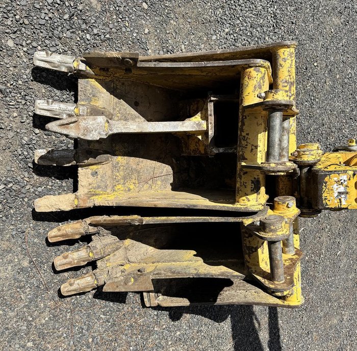 2023 Komatsu Pc55mr-5