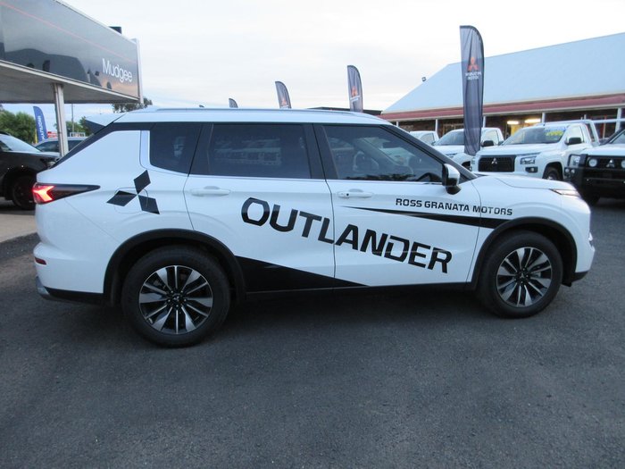 2025 Mitsubishi Outlander LS ZM MY25