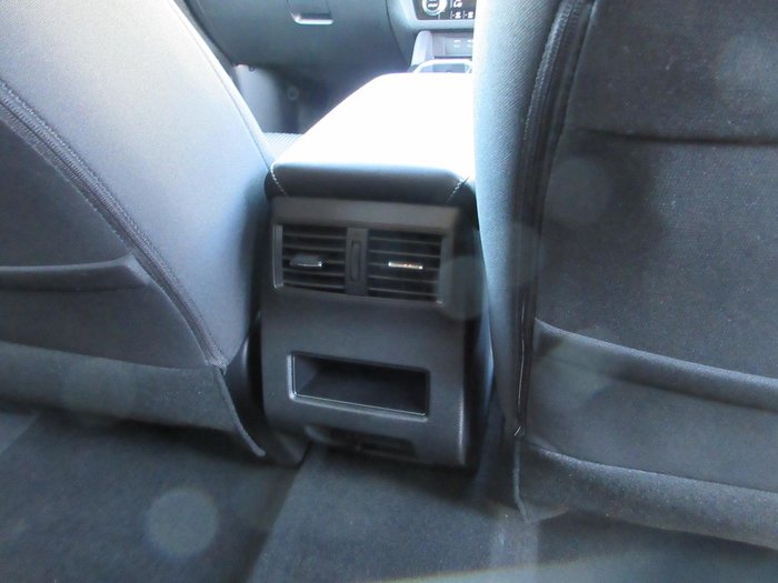 2025 Mitsubishi Outlander LS