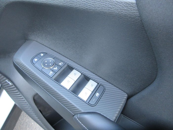 2025 Mitsubishi Outlander LS