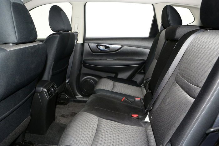 2020 Nissan X-TRAIL ST