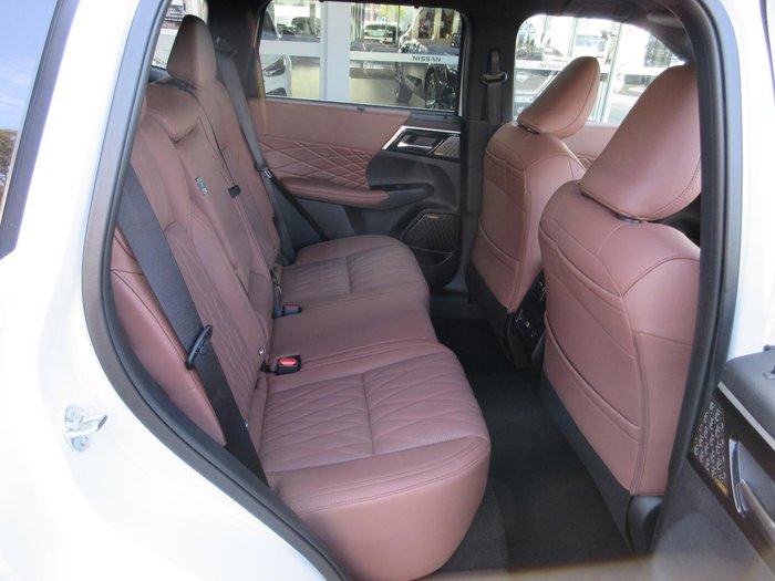 2025 Mitsubishi Outlander Exceed Tourer