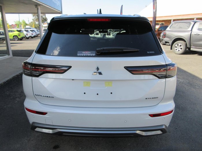 2025 Mitsubishi Outlander Exceed Tourer