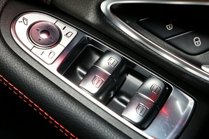 2023 Mercedes-Benz C-Class C300