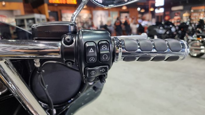 2017 Harley-davidson FLHTK ULTRA LIMITED Grey/Black