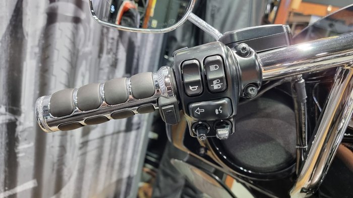 2017 Harley-davidson FLHTK ULTRA LIMITED Grey/Black