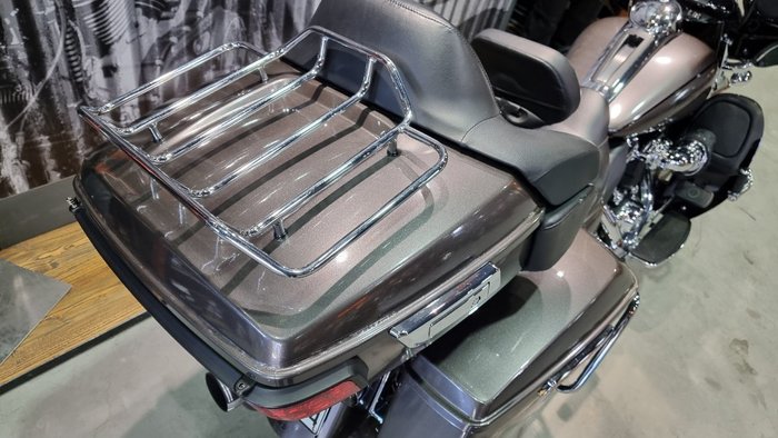 2017 Harley-davidson FLHTK ULTRA LIMITED Grey/Black