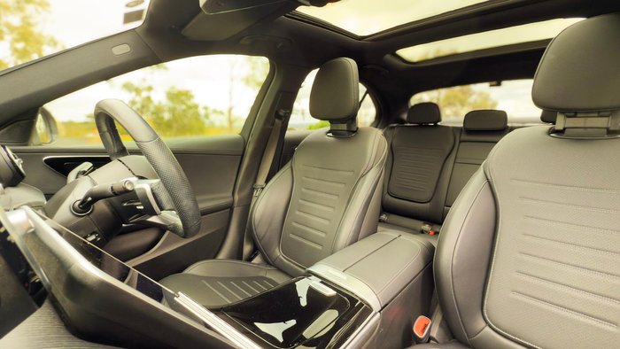 2021 Mercedes-Benz C-Class C200