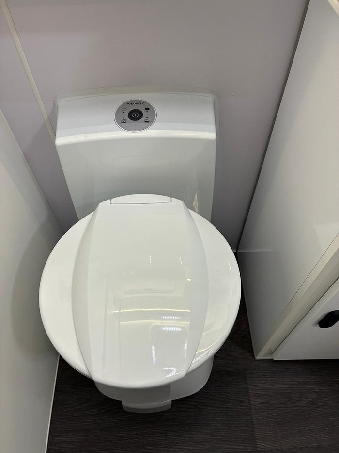 2025 JB Caravans Scorpion Sting 23'6 Rd Cafe