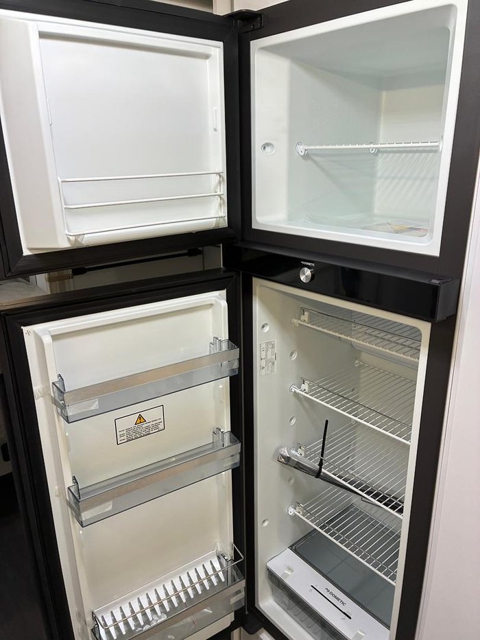 2025 JB Caravans Scorpion Sting 23'6 Rd Cafe