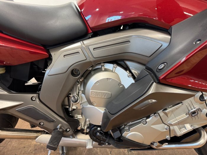 2011 BMW Motorrad K 1600 GT RED