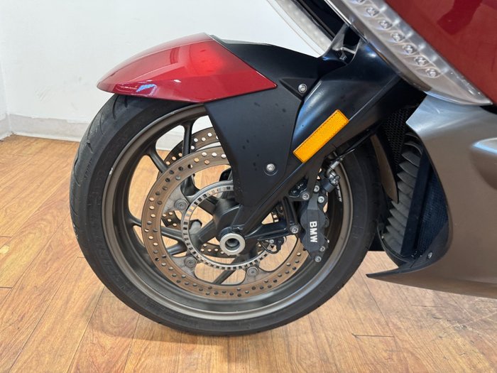 2011 BMW Motorrad K 1600 GT RED
