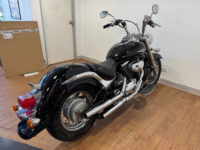 2006 Suzuki VL800 (BOULEVARD C50) Black