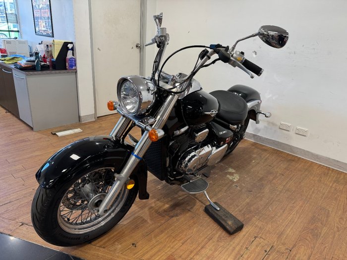 2006 Suzuki VL800 (BOULEVARD C50) Black