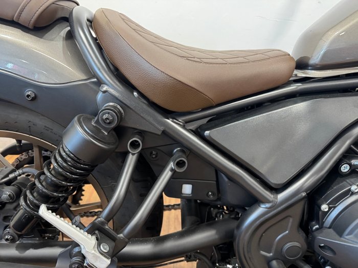 2023 Honda CMX 500 SILVER