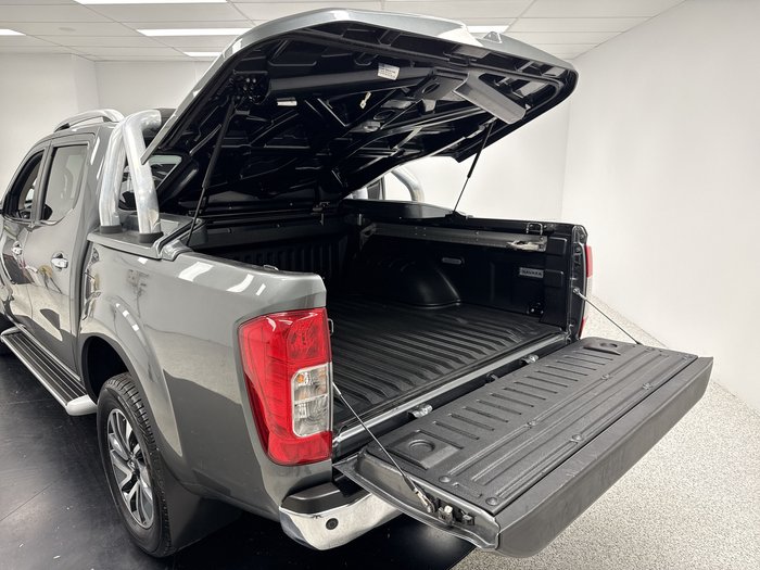 2019 Nissan Navara ST-X