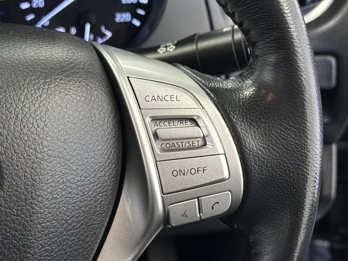 2019 Nissan Navara ST-X