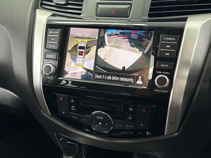 2019 Nissan Navara ST-X